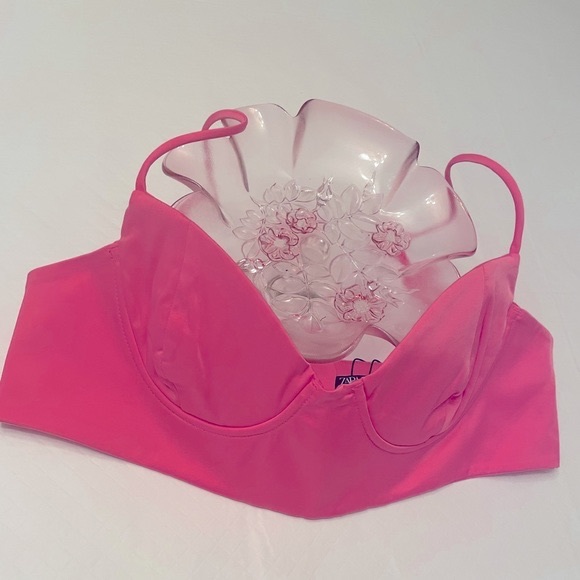 Zara Large Bra - Crop Style. Pink Satin with dainty heart ❤️ buttons for closure - Picture 2 of 7